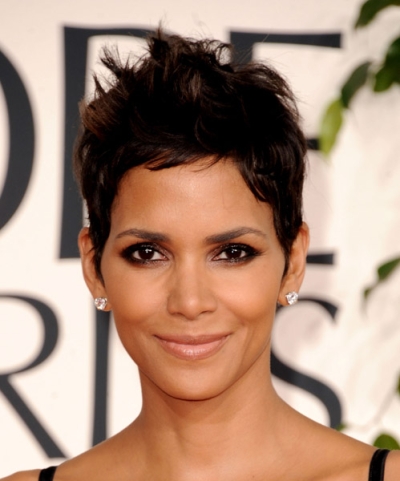 halle berry 2011 golden globe. at the 2011 Golden Globes